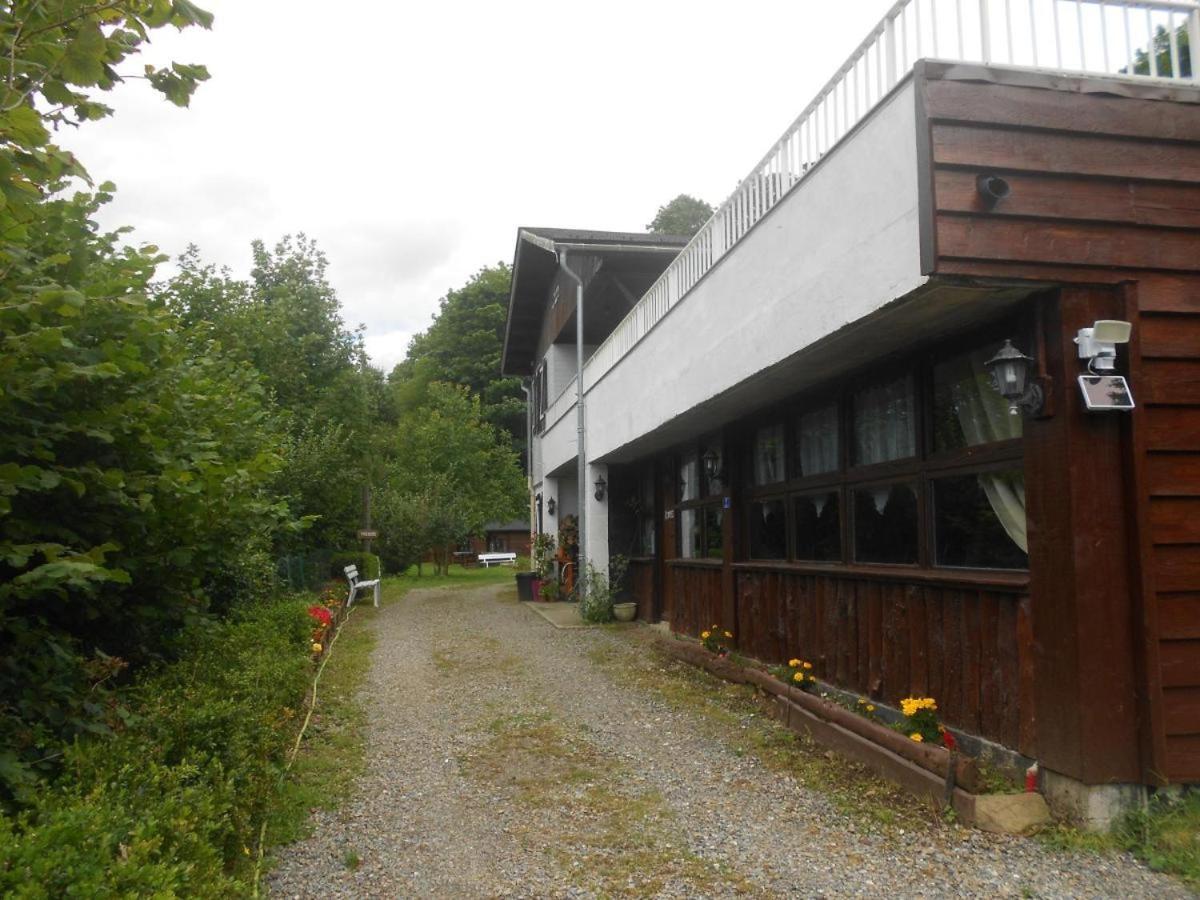 "Le Maloya" Chalets Independants -Chambre Balneo - Relais Motards ラコーヌ エクステリア 写真