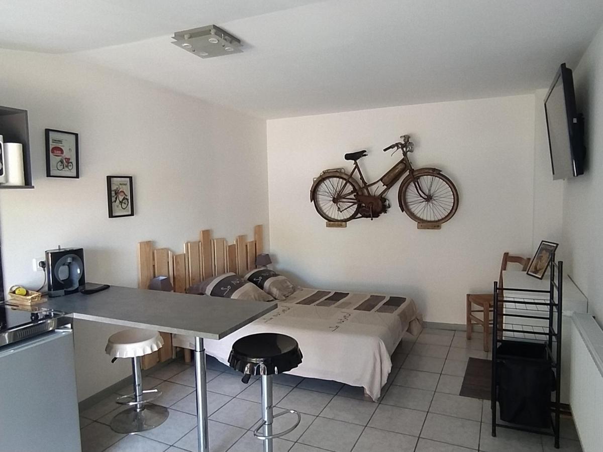 "Le Maloya" Chalets Independants -Chambre Balneo - Relais Motards ラコーヌ エクステリア 写真