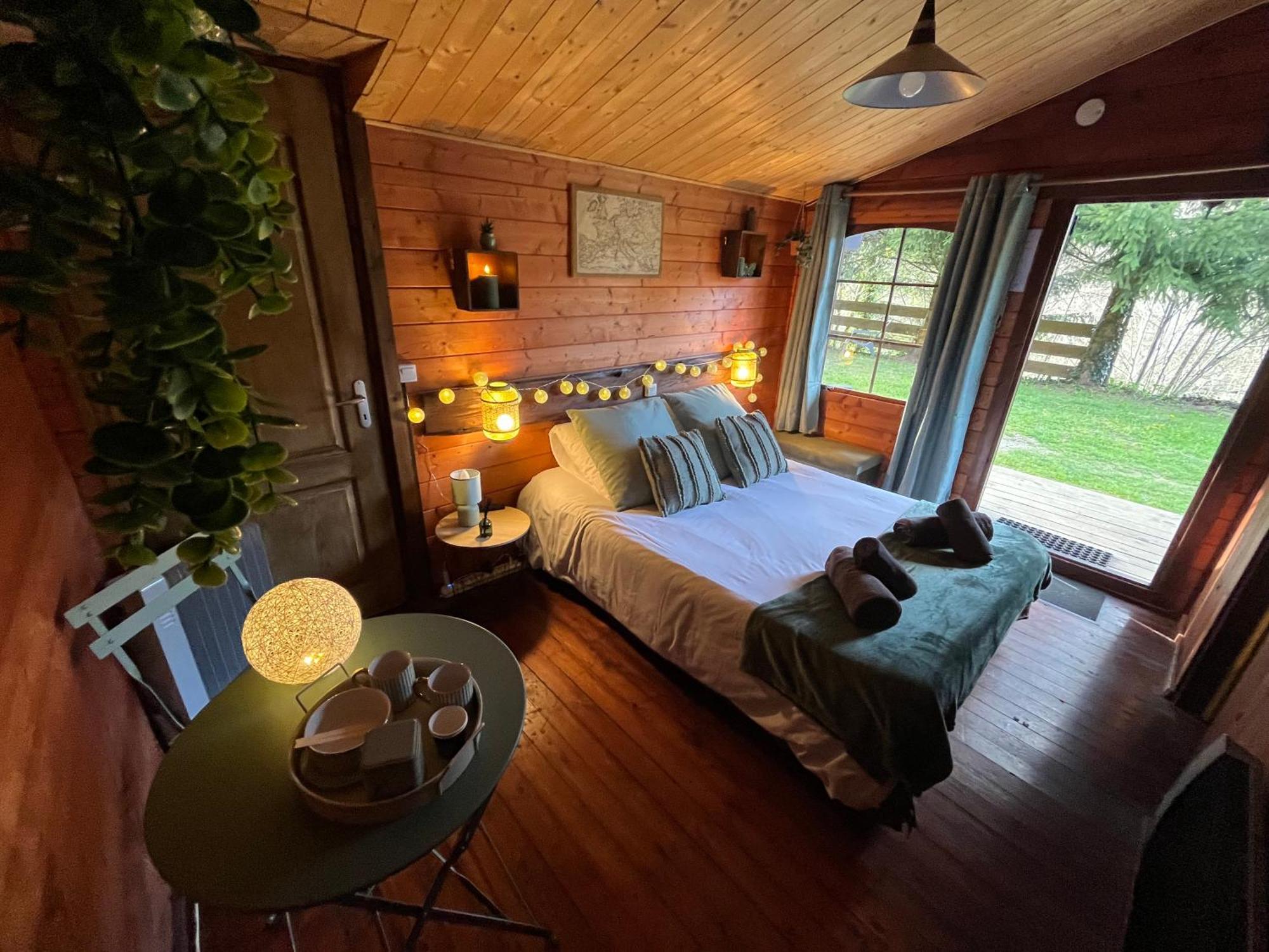 "Le Maloya" Chalets Independants -Chambre Balneo - Relais Motards ラコーヌ エクステリア 写真