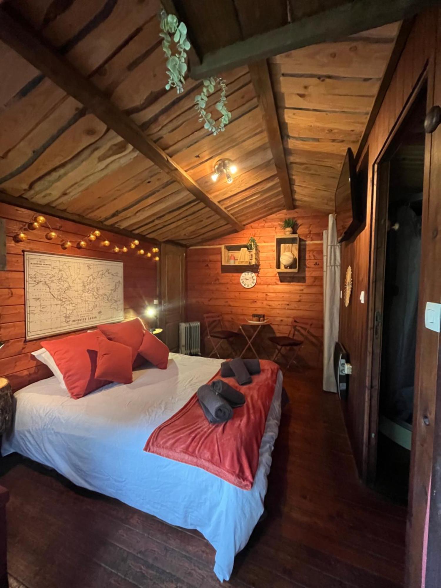 "Le Maloya" Chalets Independants -Chambre Balneo - Relais Motards ラコーヌ エクステリア 写真