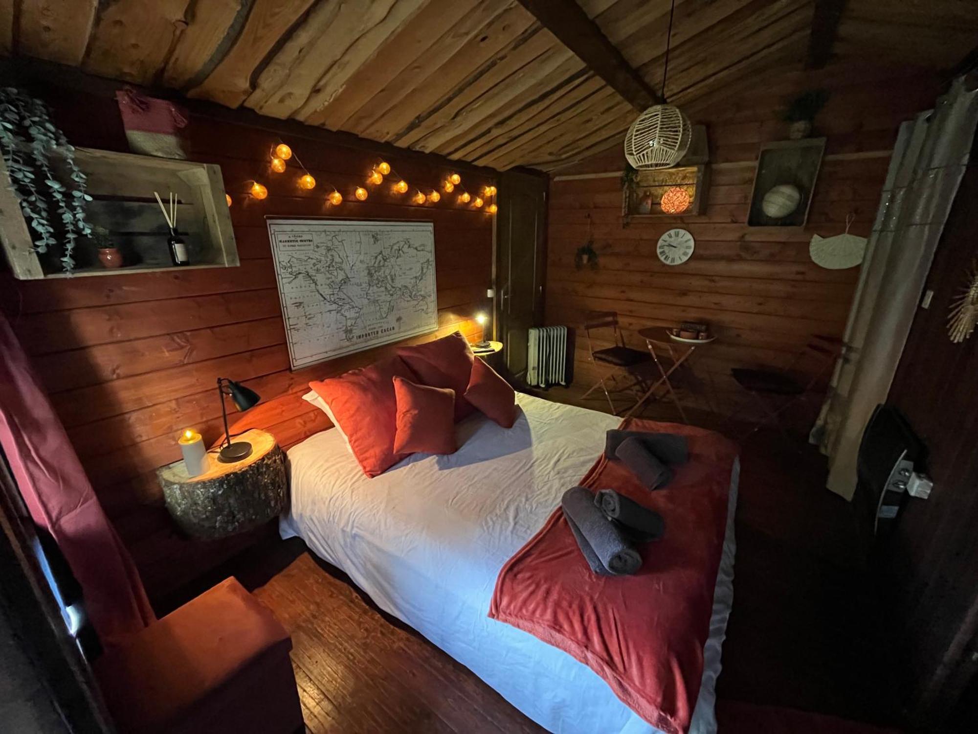 "Le Maloya" Chalets Independants -Chambre Balneo - Relais Motards ラコーヌ エクステリア 写真