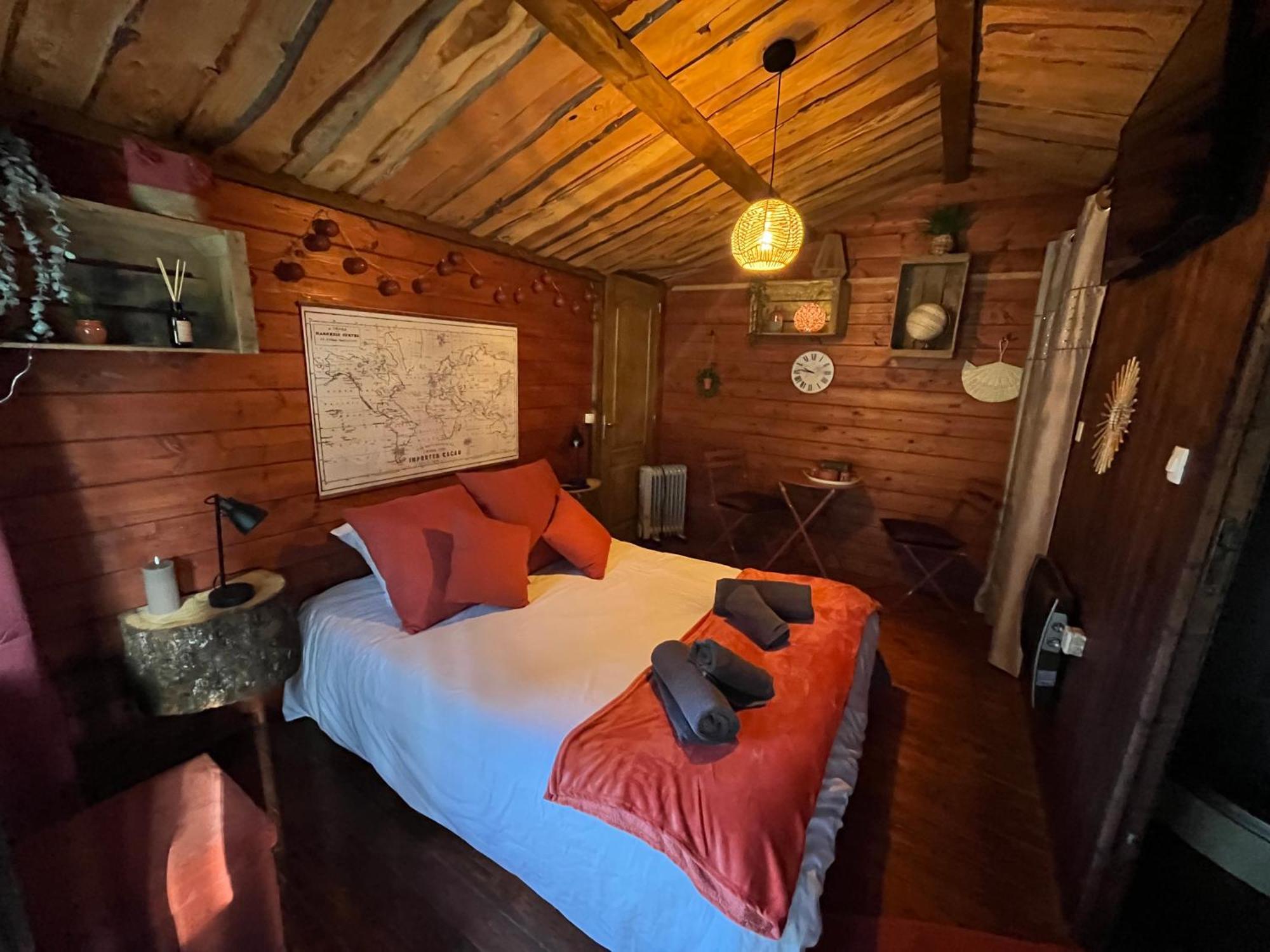 "Le Maloya" Chalets Independants -Chambre Balneo - Relais Motards ラコーヌ エクステリア 写真
