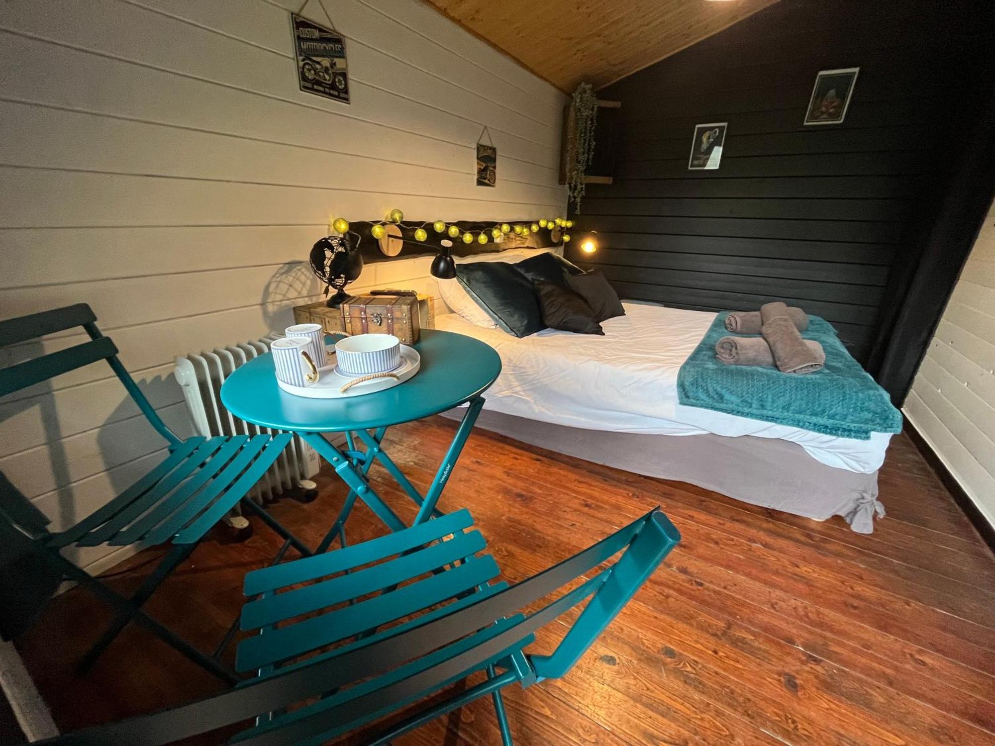 "Le Maloya" Chalets Independants -Chambre Balneo - Relais Motards ラコーヌ エクステリア 写真