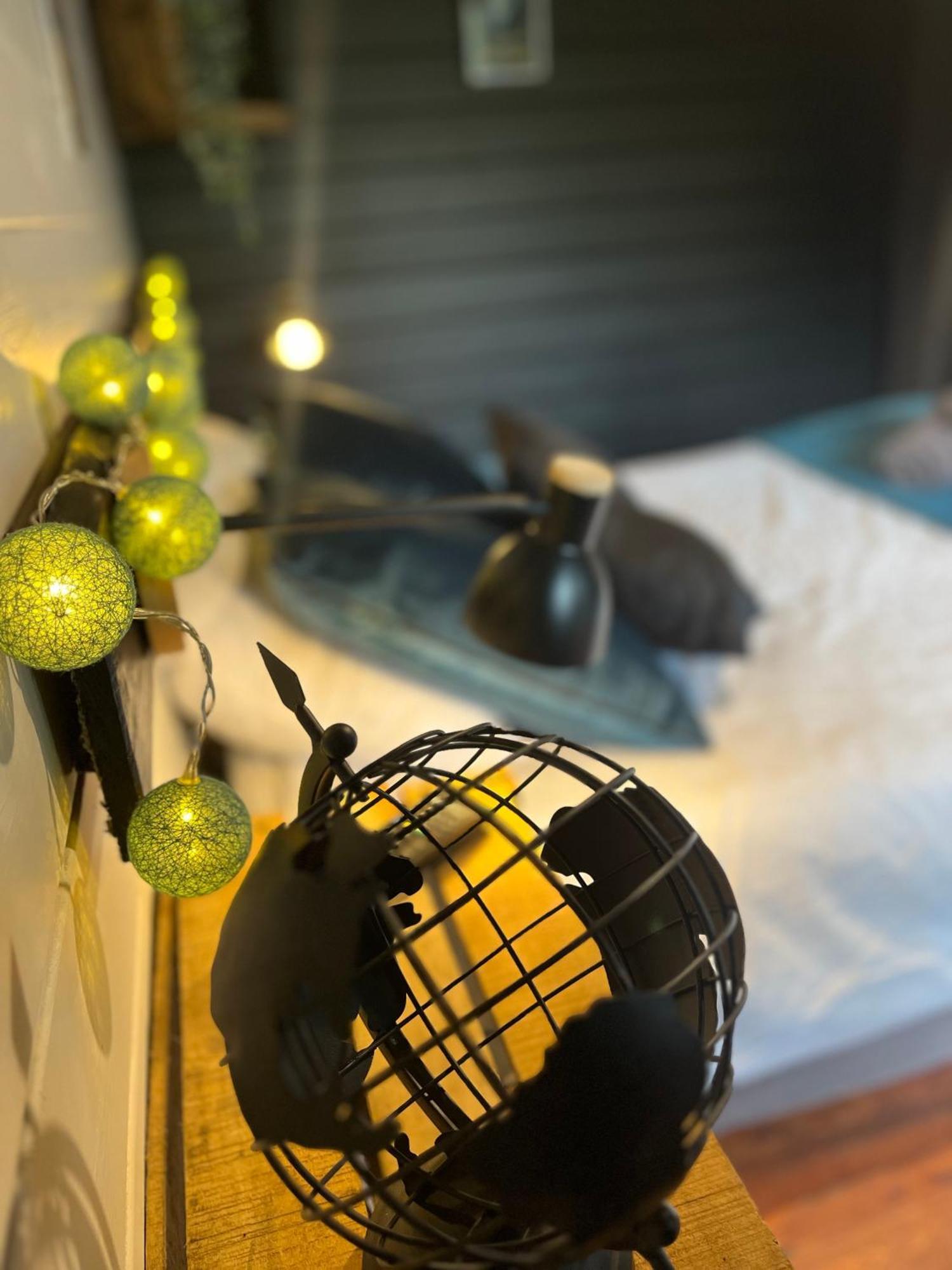 "Le Maloya" Chalets Independants -Chambre Balneo - Relais Motards ラコーヌ エクステリア 写真